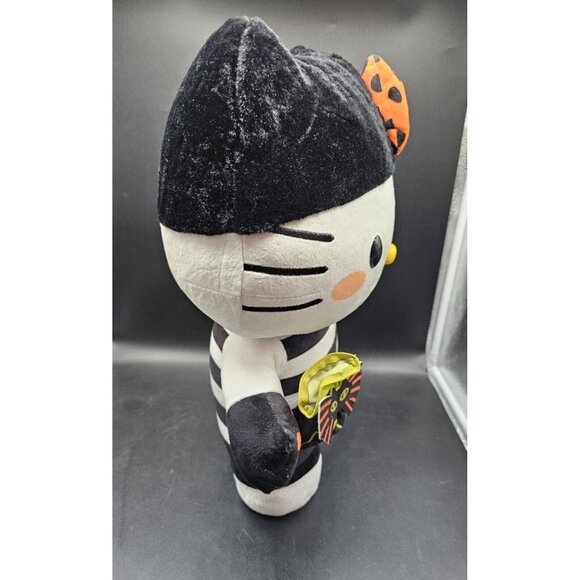 Sanrio Halloween 20" Door Greeter Hello Kitty Spooky - Picture 3 of 12